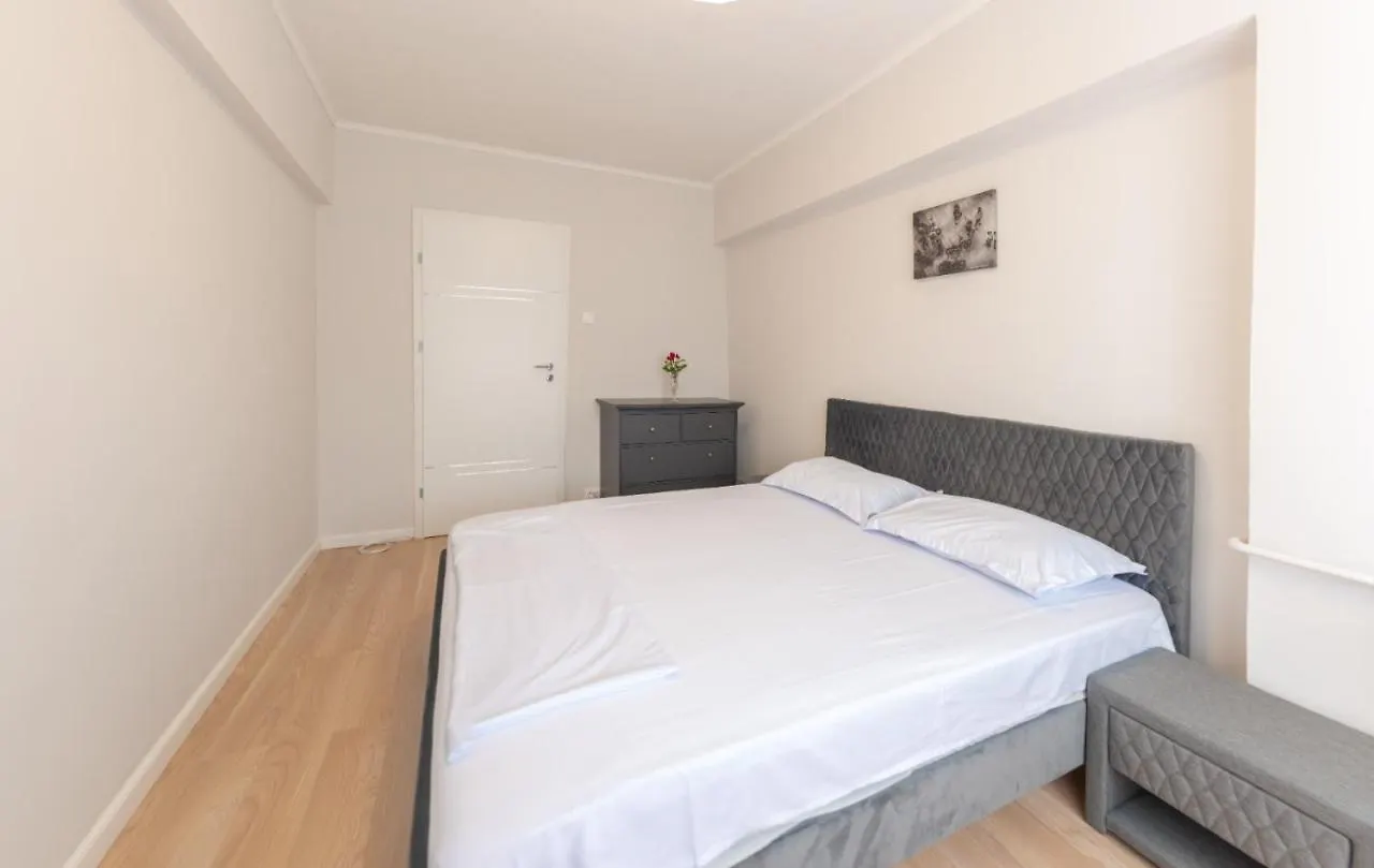 Irene Central - Cozy House- 2 Rooms Bucharest 0*,  Romania